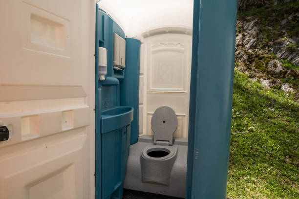 Best Portable restroom trailer rental  in Bartonville, TX